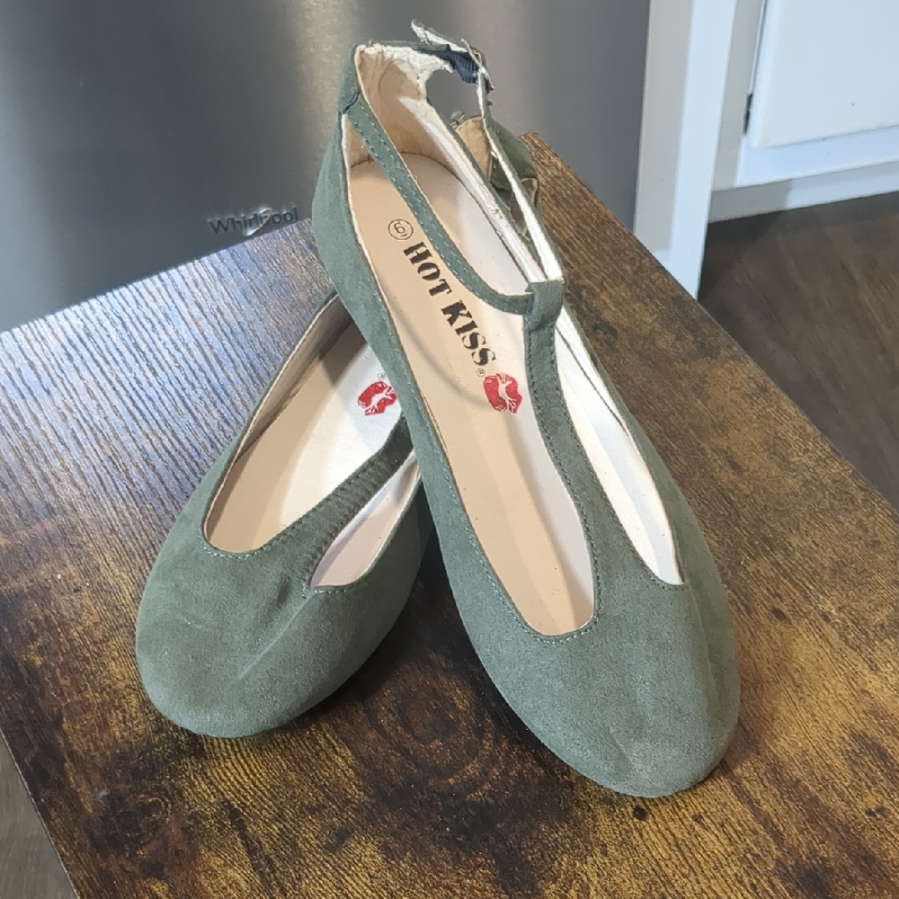 Hot Kiss Women's Olive Green Flats